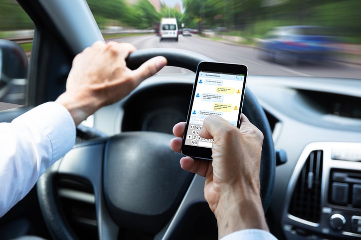 Distracted Driving Accidents Law in Baton Rouge