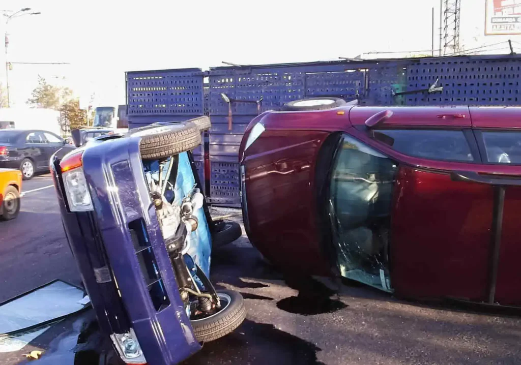 acidented Multi-Vehicle Pile-up 